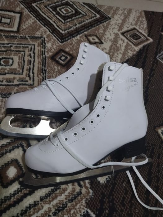 коньки новые,без минусов