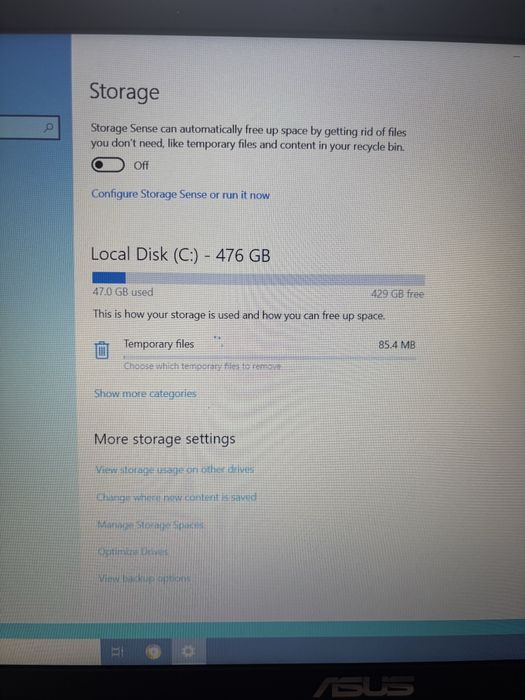 Лаптоп ASUS 15.6" Ryzen 5 16GB RAM  512GB SSD