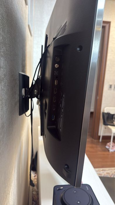 Продам телевизор Hisense диагональ 40 дюймов