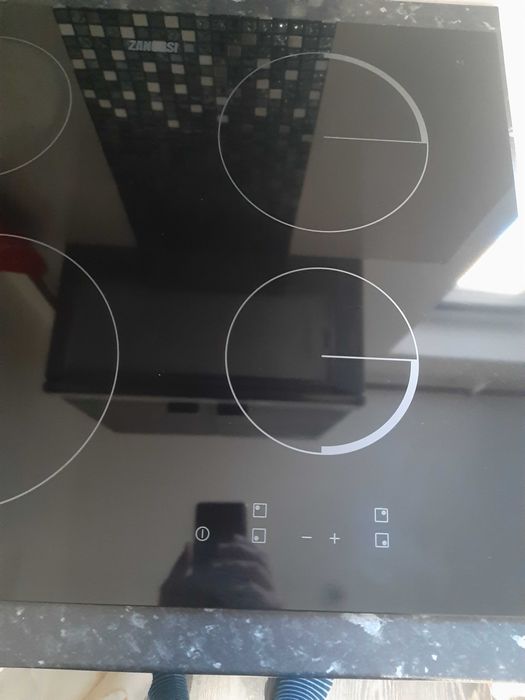 Plita electrica Zanussi