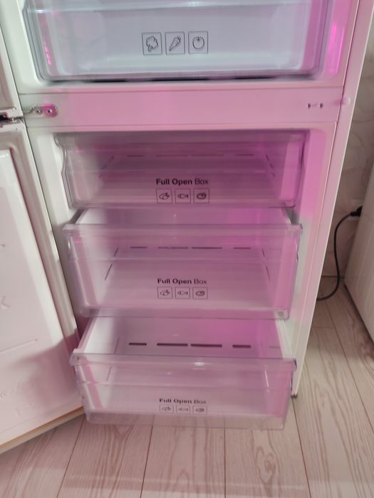 Продам холодильник