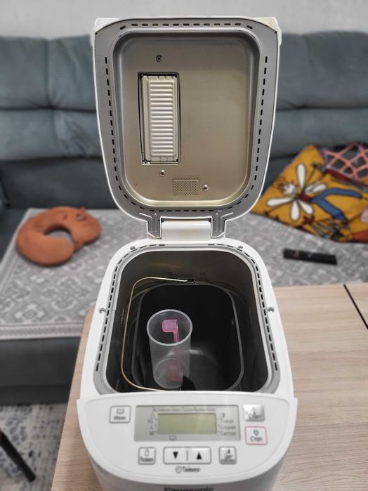 Автоматическая хлебопечь Panasonic