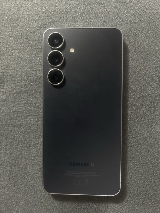 Samsung Galaxy S25 FE с гарантием