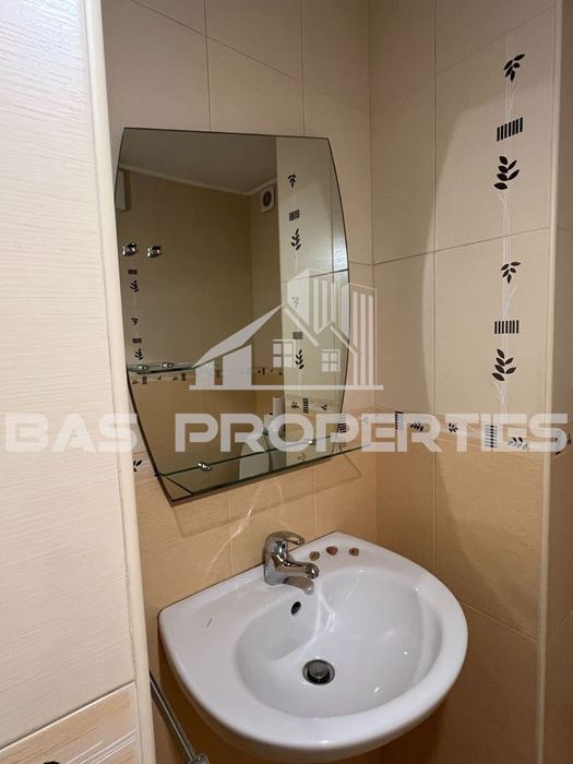 Дава се под наем Двустаен апартамент в София, Гоце Делчев - 90 кв.м за 750 € - Снимка #11