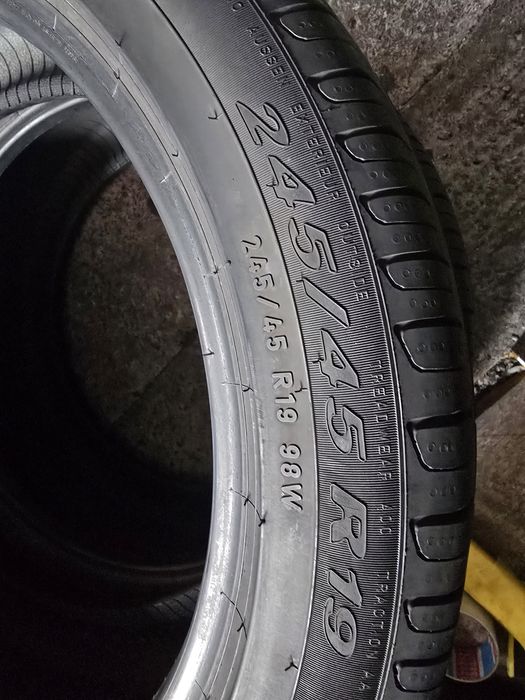 Pirelli 245/45 R19  98W vară