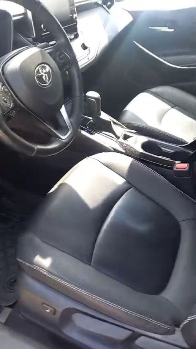 Vând Toyota Corolla Executive