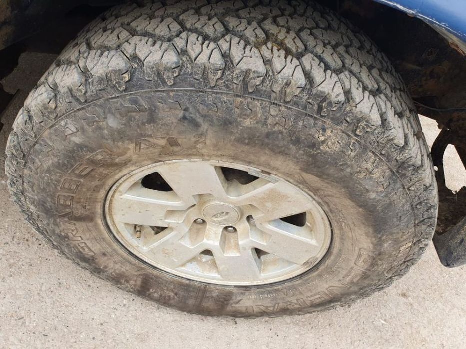 praguri haion portbagaj spate bara spate far stanga dreapta Ford Ranger motor 2.5 td dezmembrez