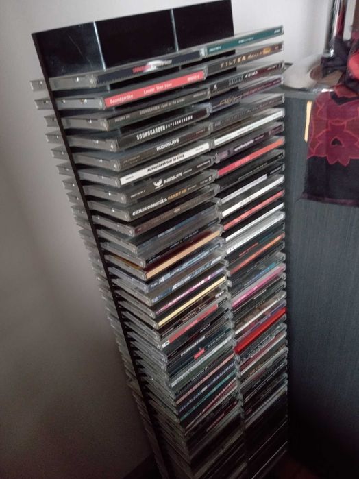 Стойка за cd дискове