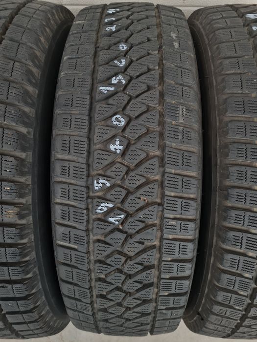 Зимни гуми за Бус 4 броя BRIDGESTONE Blizzak W810 195 70 R15C дот 2319