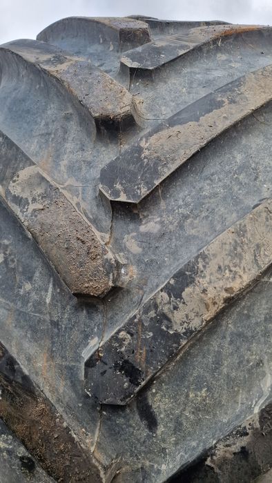 Anvelopă TRACTOR 600/70R30 marca Michelin