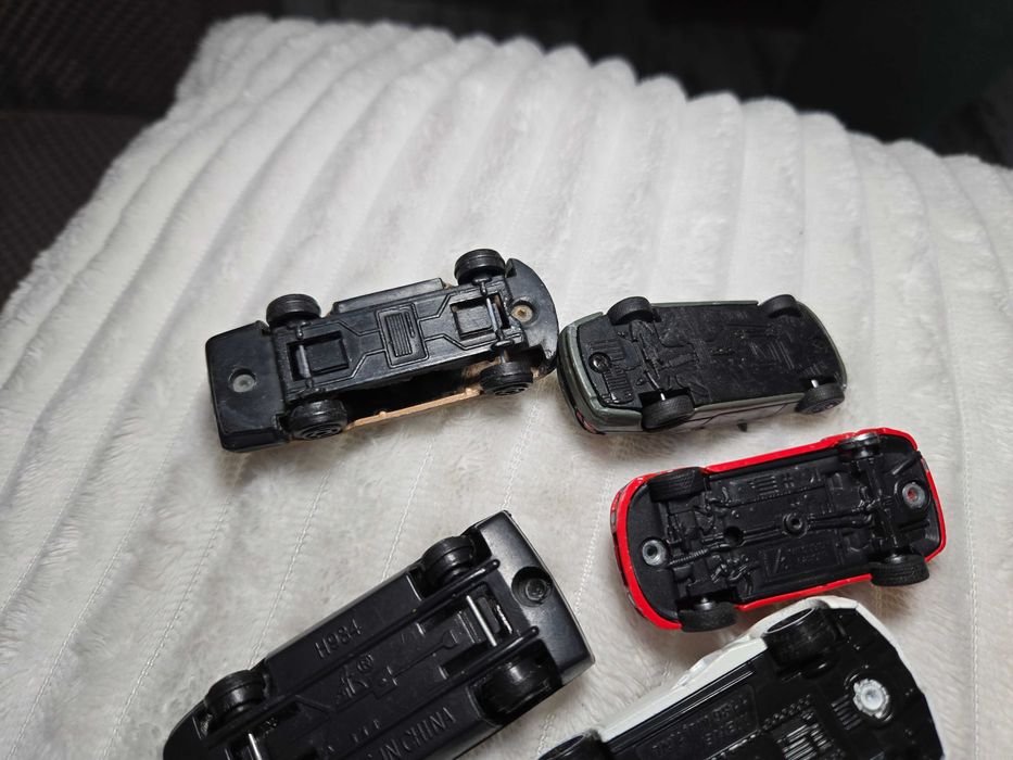 Лот метални колички за 10 лв.