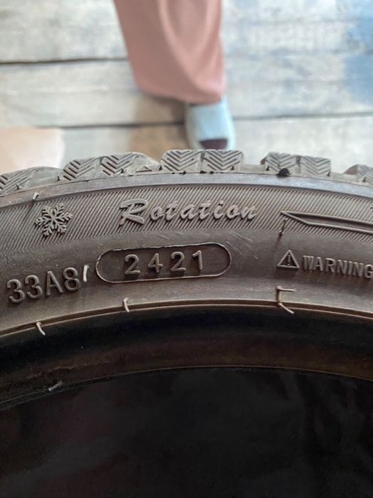 Продам резину липучка комплект
