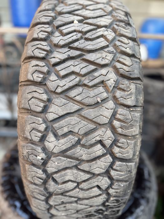 265/65 R17. MAXXIS AT