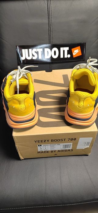 Adidas Yeezy Boost 700,номер 38
