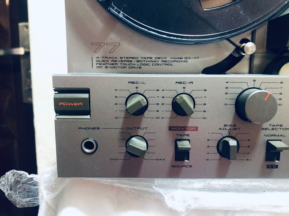 Magnetofon Akai GX 77