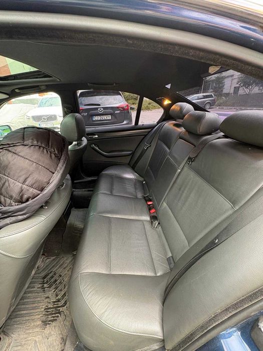 BMW Seria 3 E46 320d Facelift  Piele, Trapă, Climatronic  An 2004 Pret  3990 E