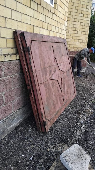 Продам металические ворота