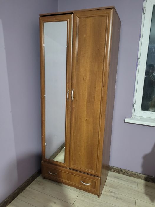 Продам шкаф, кровать и матрас