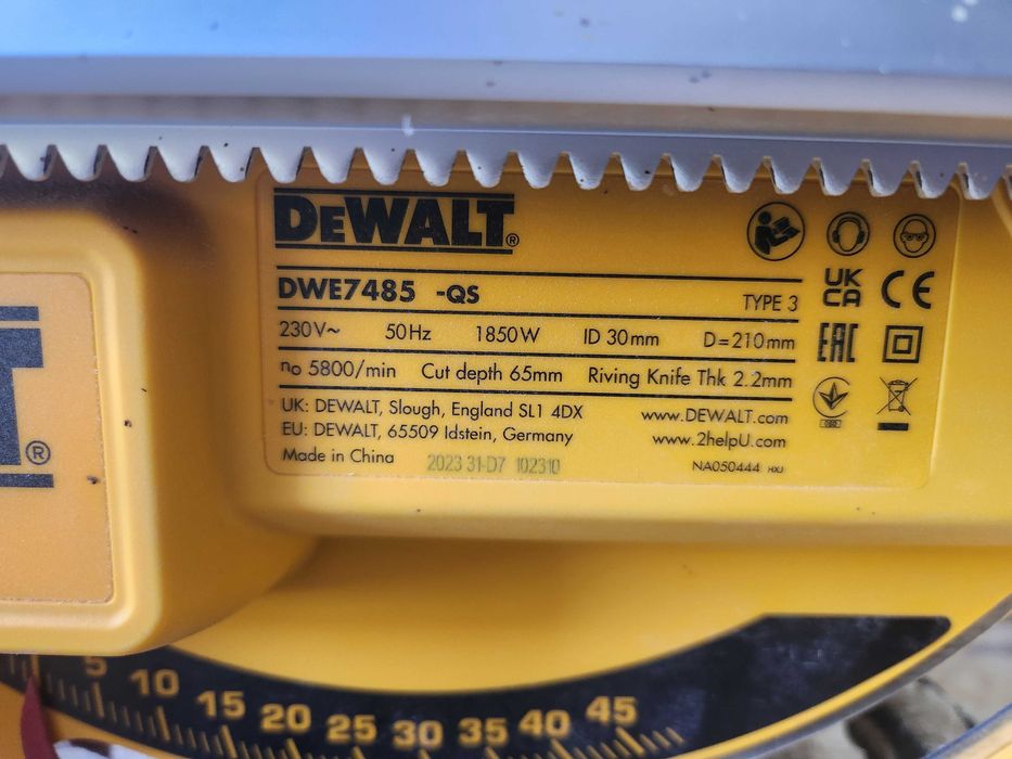Stanok Pila Dewalt