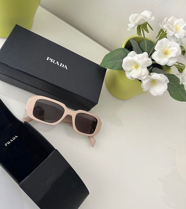 Оригинални слънчеви очила Prada