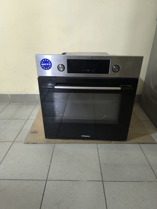 Продам рабочую духовку Hansa is