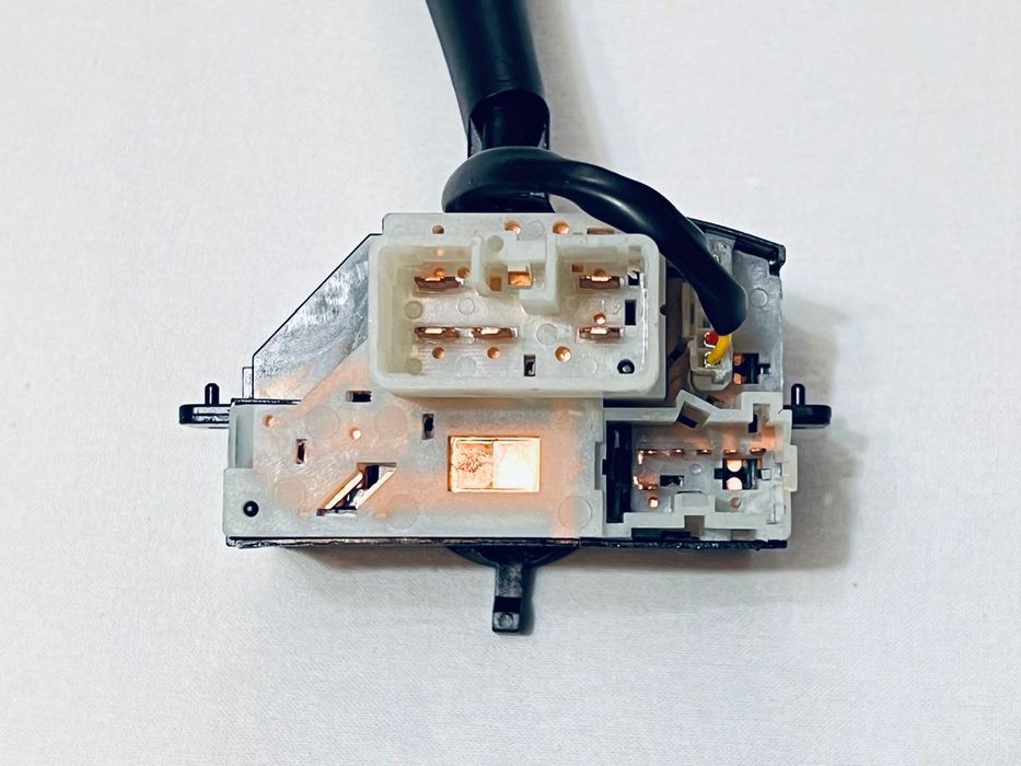 гитара вертолёт на Монтеро-Паджеро Спорт