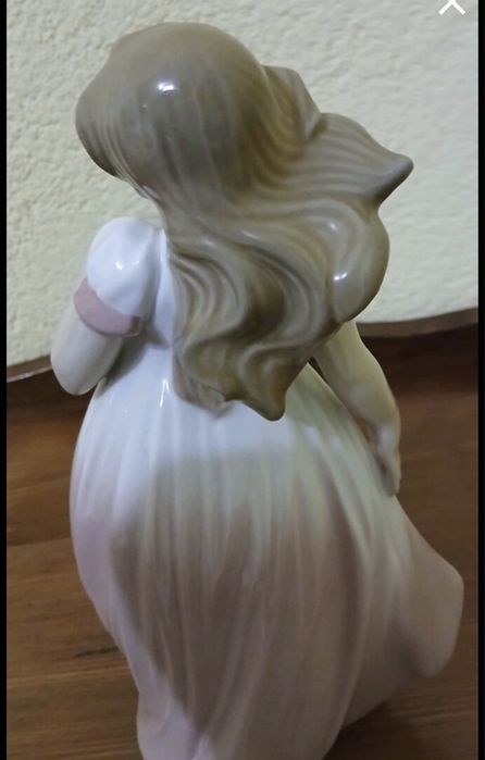 Порцеланова статуетка Lladro!
