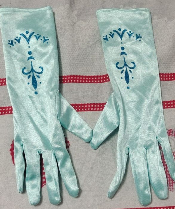 Продам платье с накидкой  на девочку