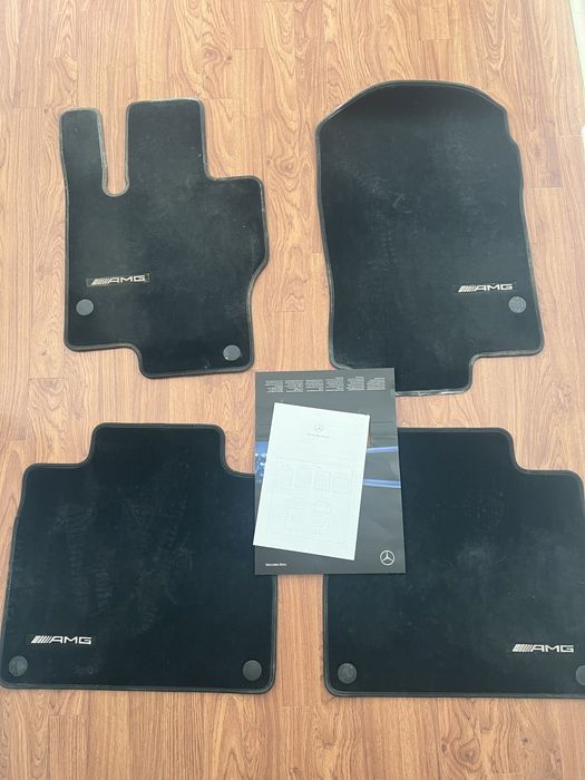 Полики в Мерседес Бенз