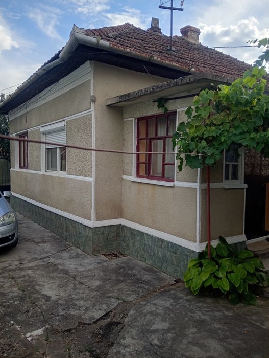 Vând casă în Ineu, judetul Arad