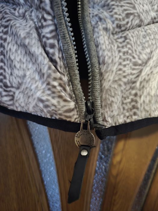 Geacă superbă fâș