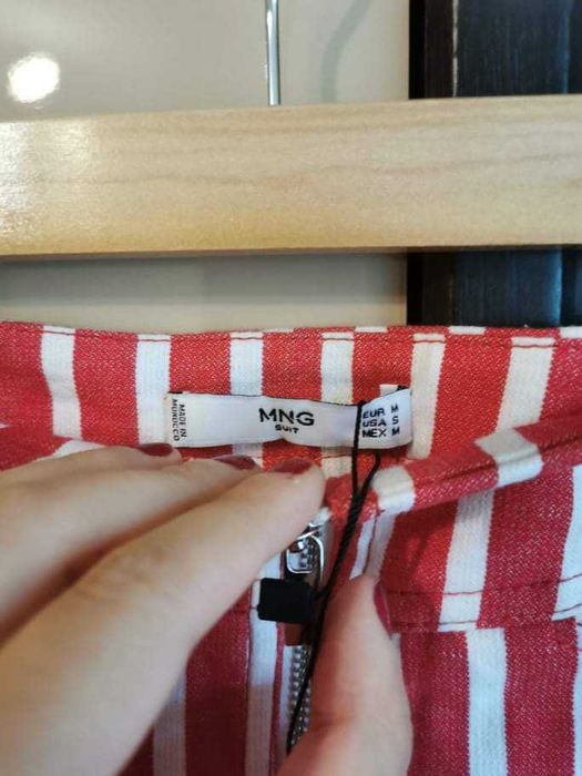 Fusta Mango noua cu eticheta