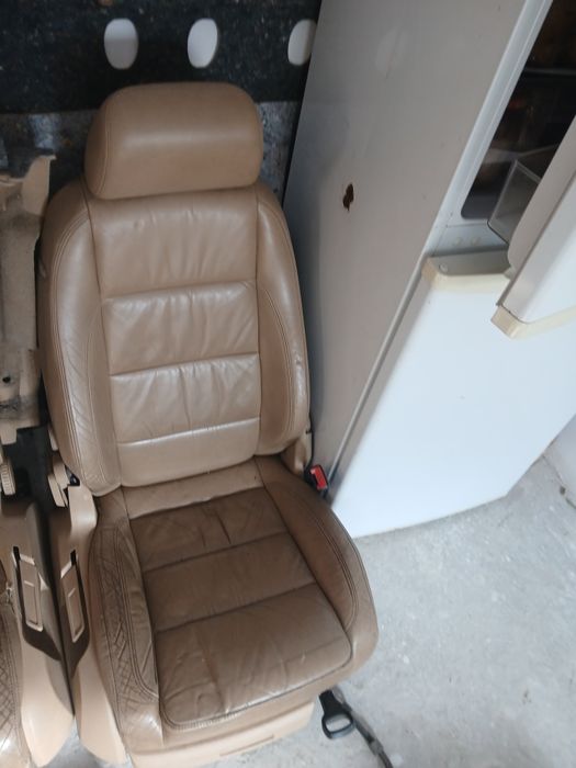 Interior touran 7 locuri