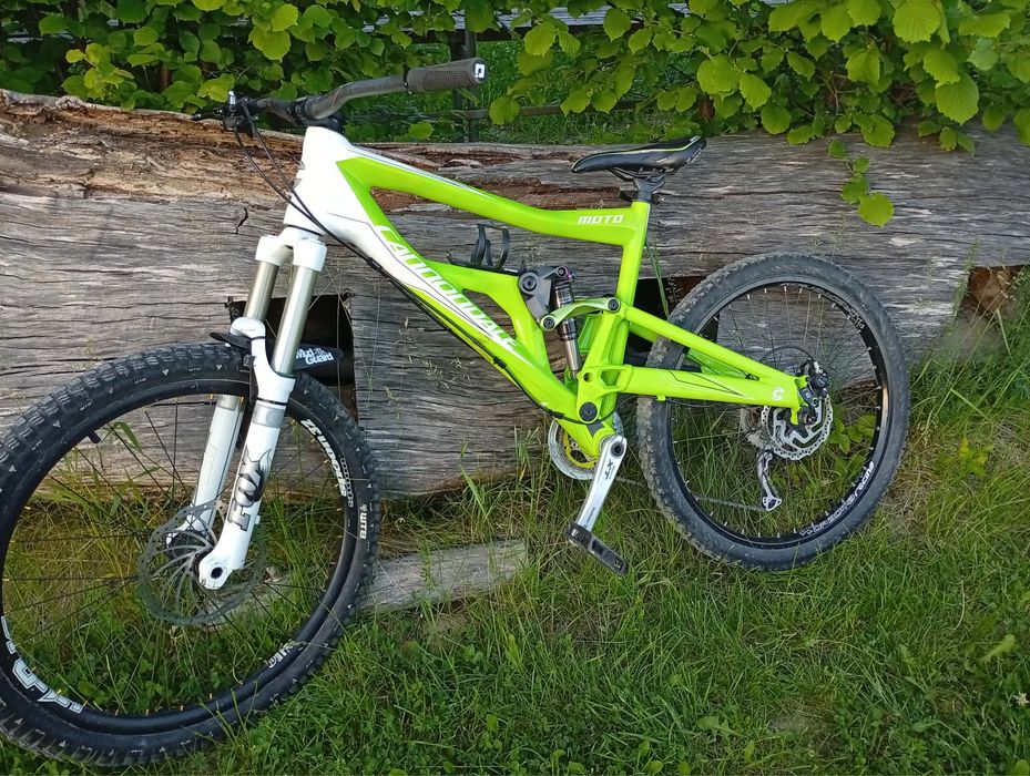 De vânzare Cannondale Moto Carbon 2