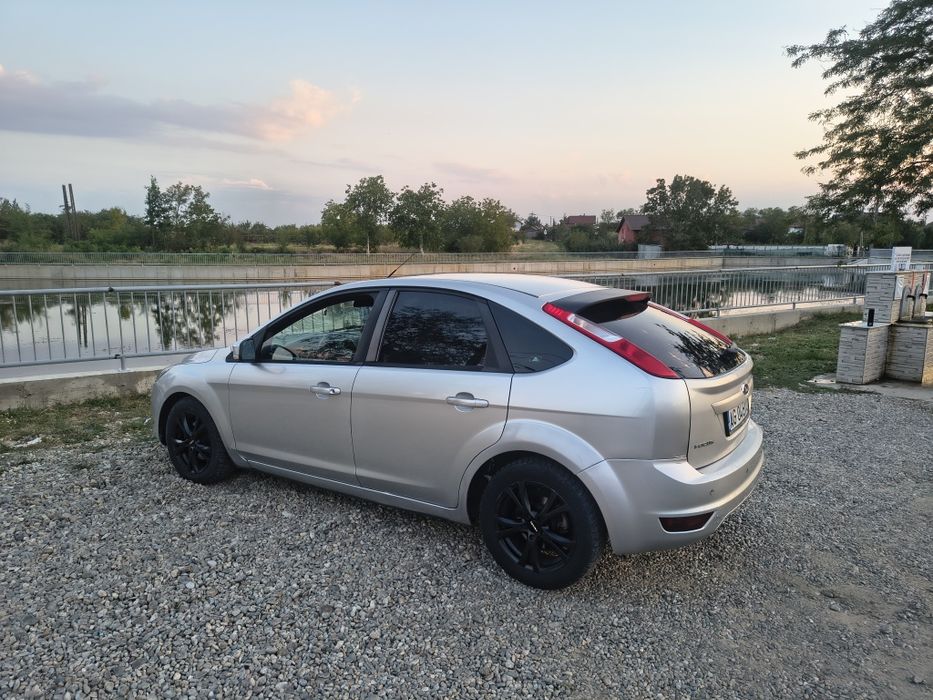 FORD Focus 2011 — imagine 4