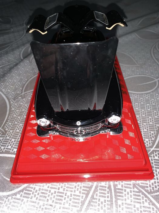 Продам машинки коллекционные