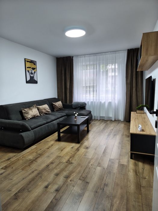 NOU! Închiriez apartament cu 3 camere