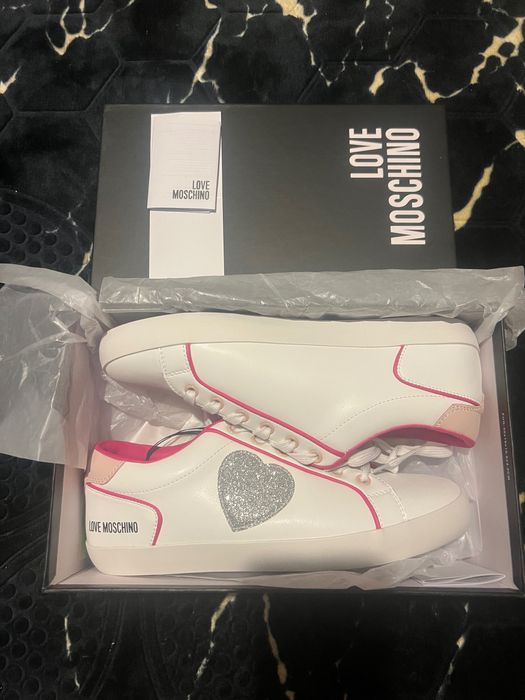 Love Moschino оригинални нови обувки