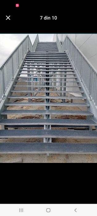 Gratare metalice galvanizate diferite dimensiuni ideale pentru trepte