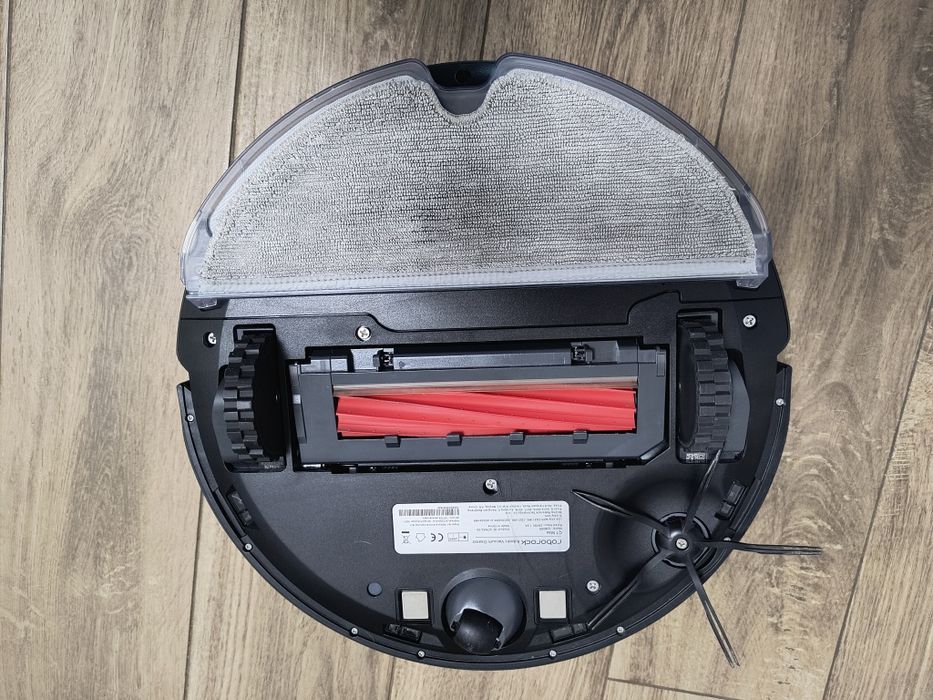 Робот прахосмукачка Roborock Q7 Max + резервни консумативи