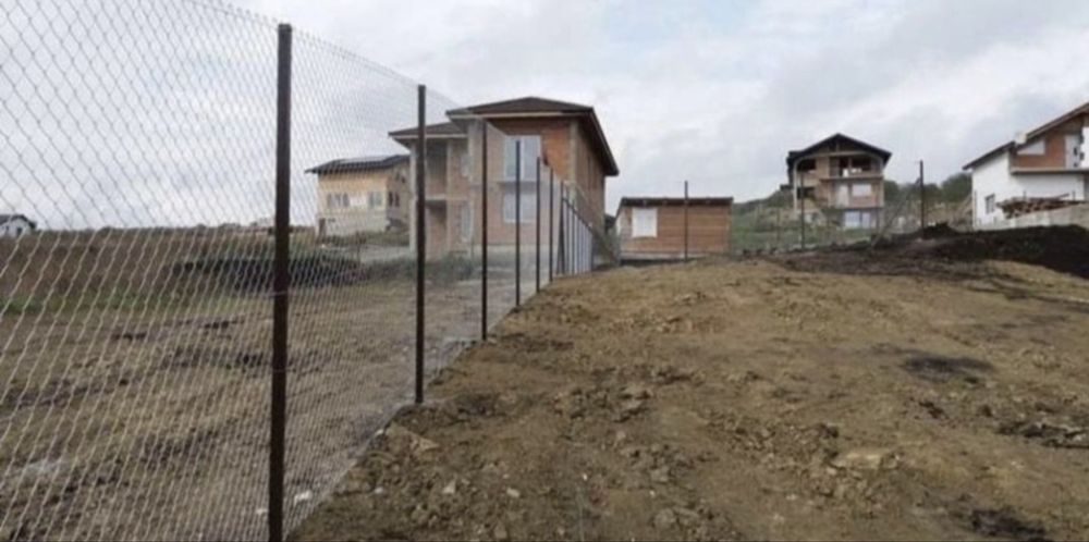 Vand si fac garduri din plasa bordurată