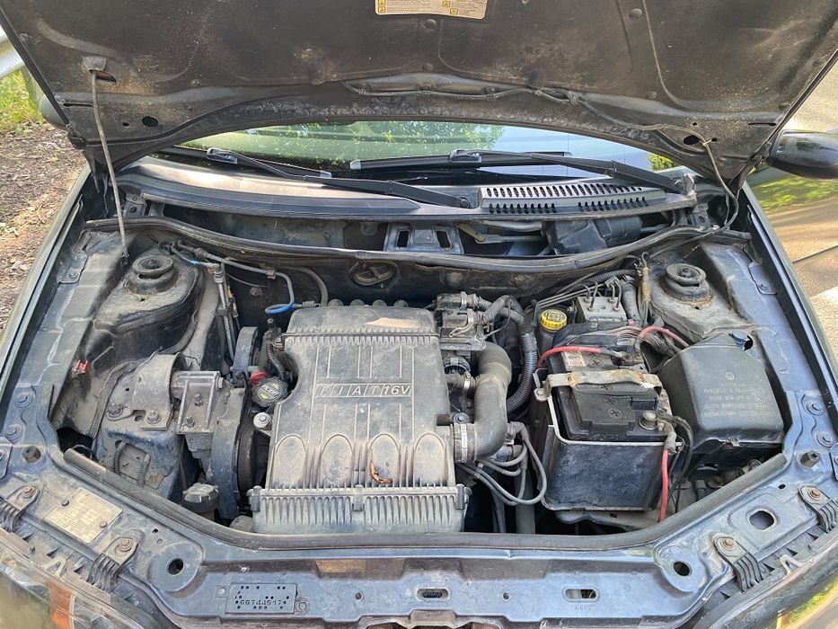Vând Fiat Punto 1.2 16v