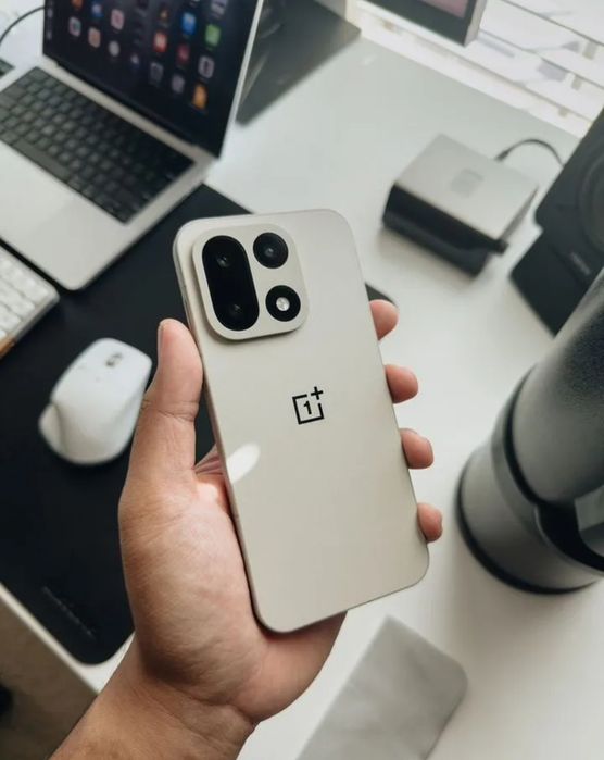 Новый OnePlus 15