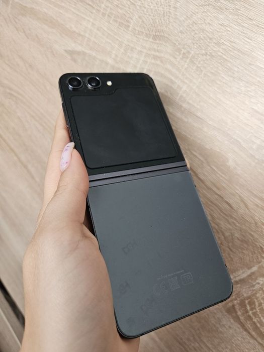 Samsung z flip5 256 gb