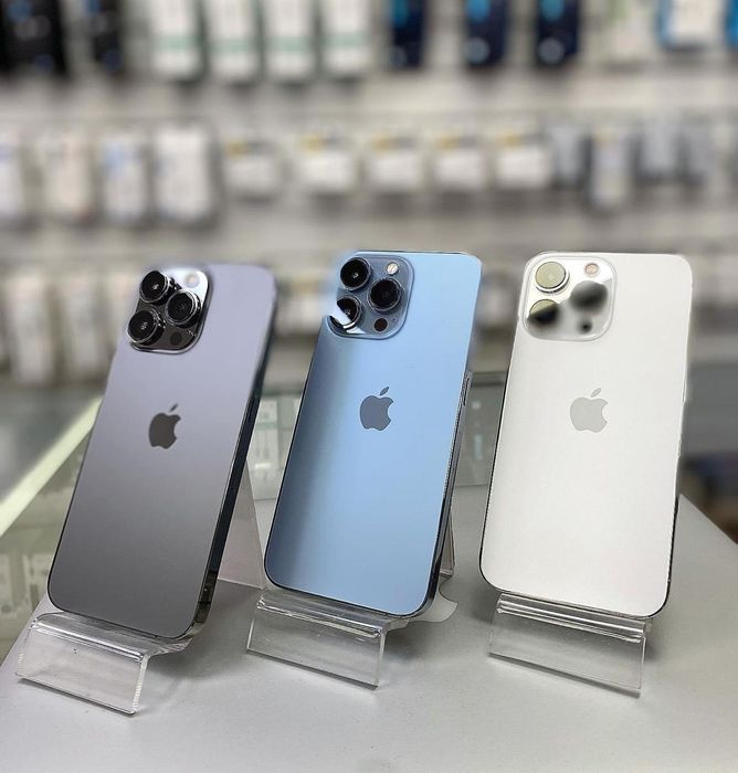 IPhone 11. iPhone 13. 256GB