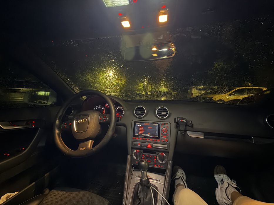Audi A3.