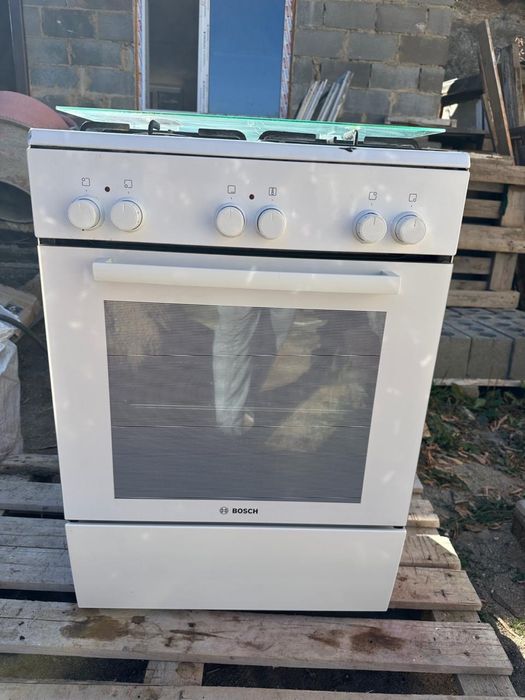 Продам газ плиту