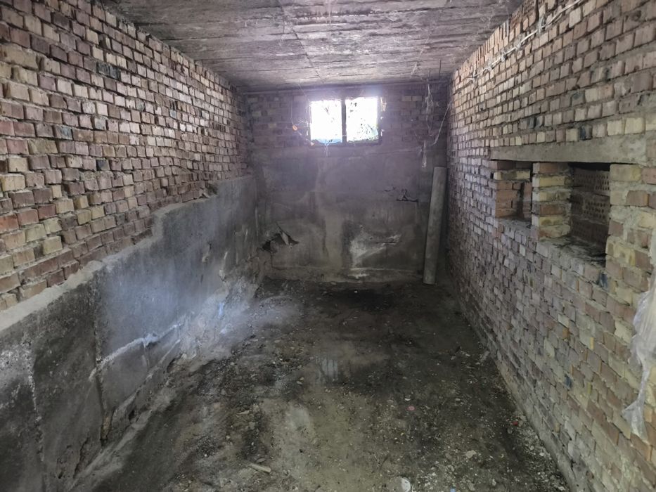 Продава се Къща в с. Тияновци, Област Видин - 320 кв.м за 76 €/кв.м - Снимка #16