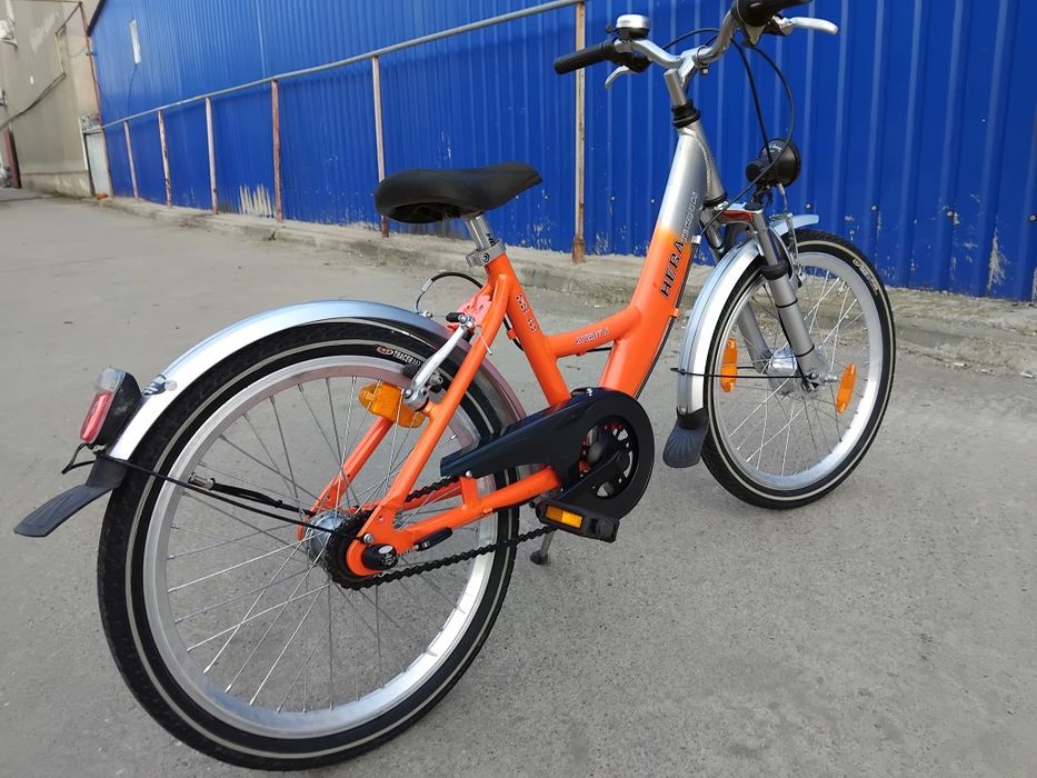Vând bicicleta din aluminiu pentru copii