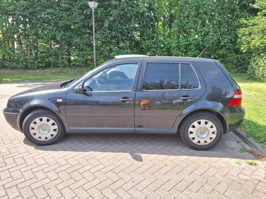 Vw Golf 1.9 TDI AXR